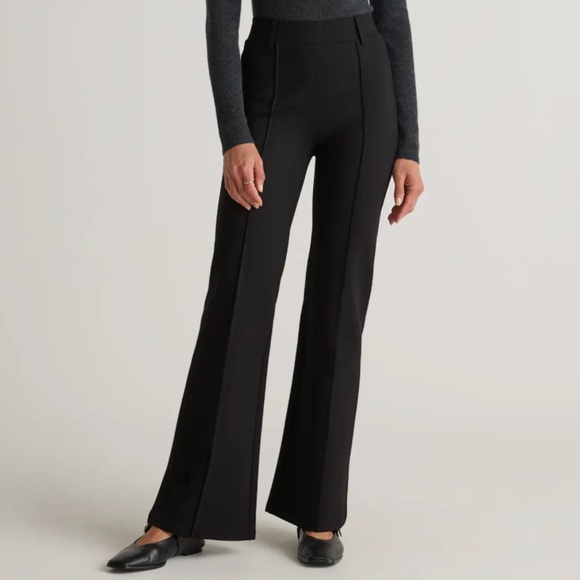 NWT Quince Ultra-Stretch Ponte Flare Leg Pants Small - Picture 1 of 15